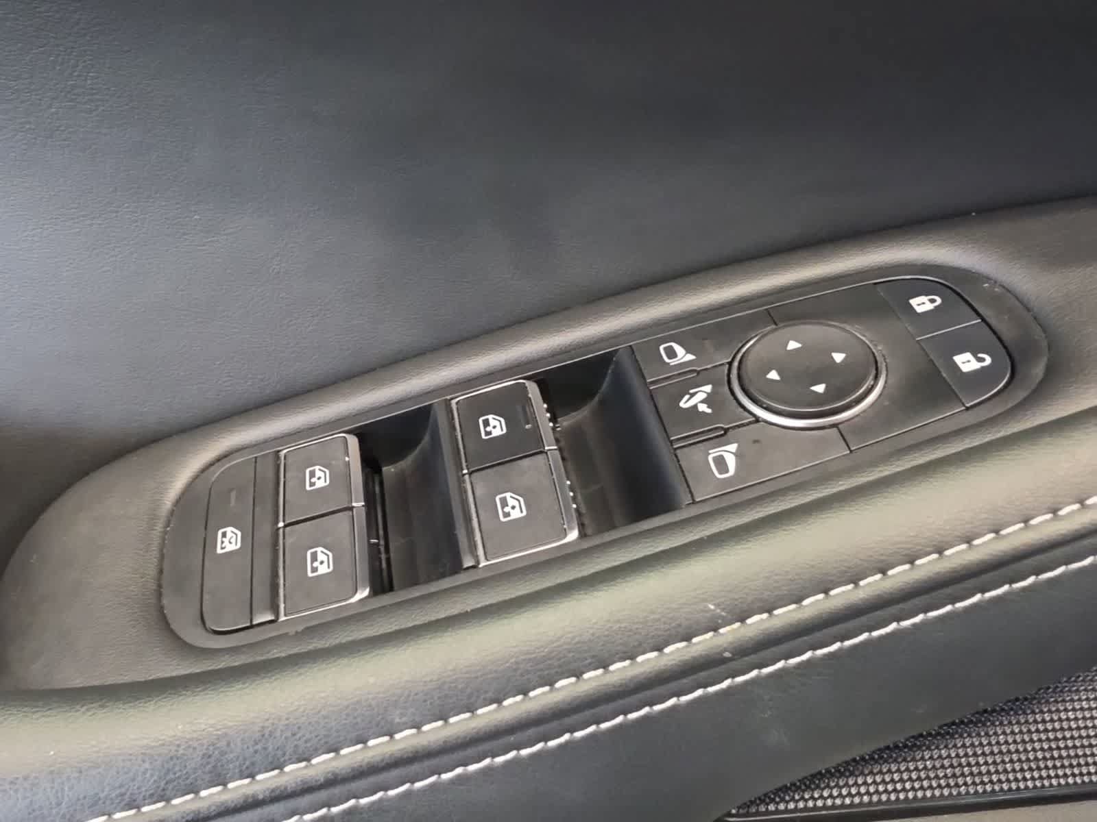 Used 2024 INFINITI QX60 Luxe AWD/4WD image 18
