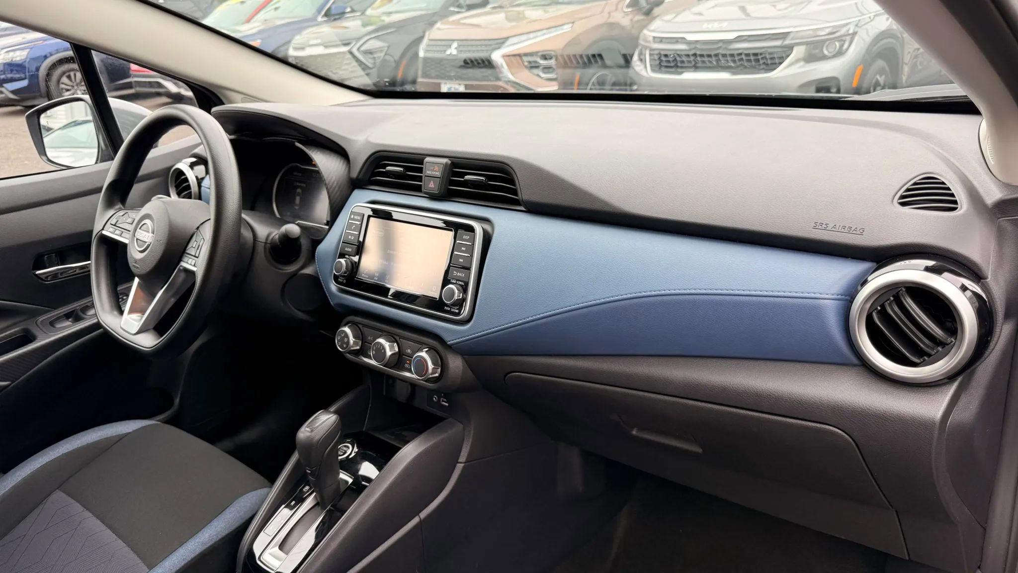 Used 2025 Nissan Versa SV FWD image 16