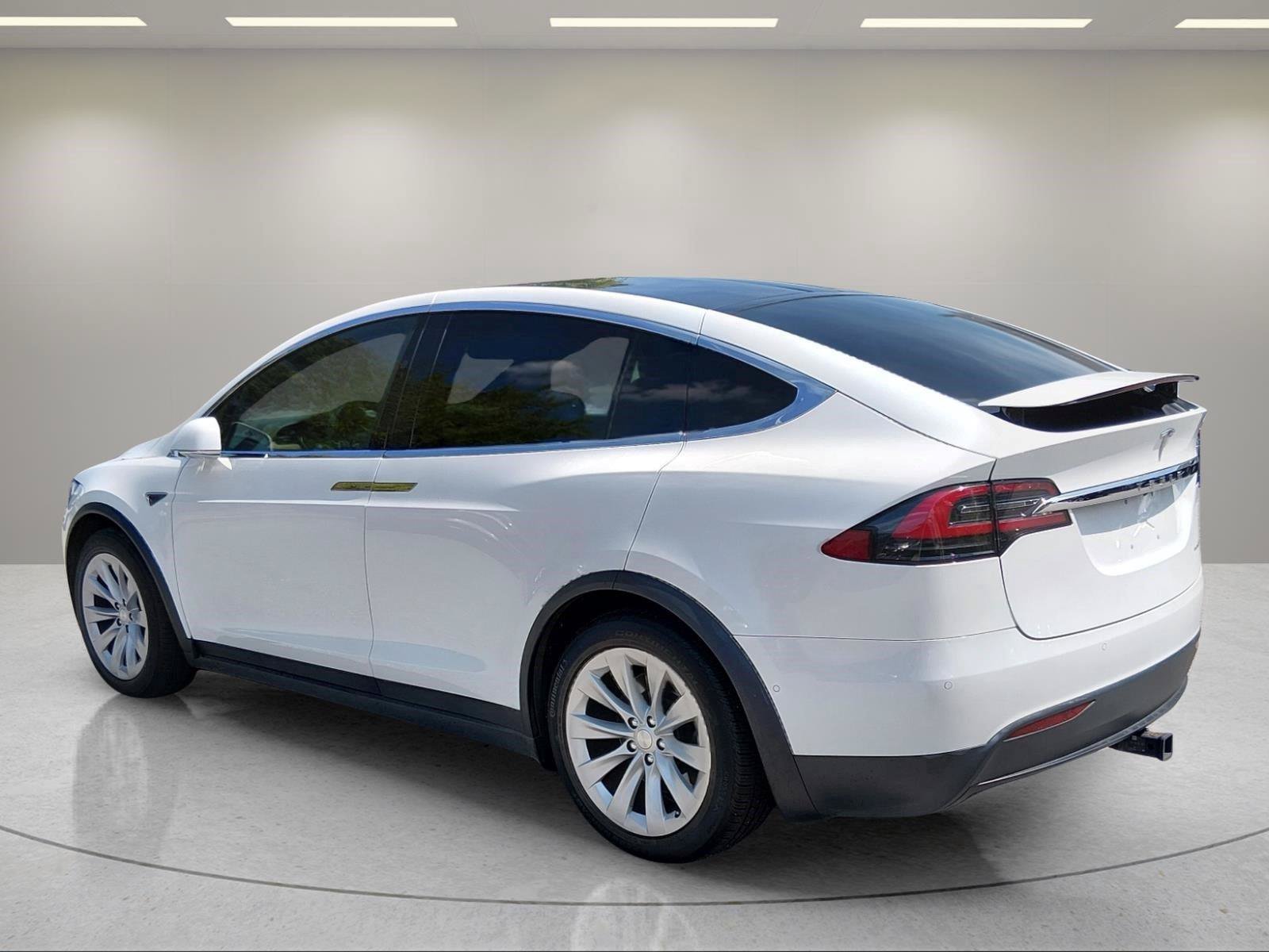 Used 2020 Tesla Model X Long Range AWD/4WD image 3