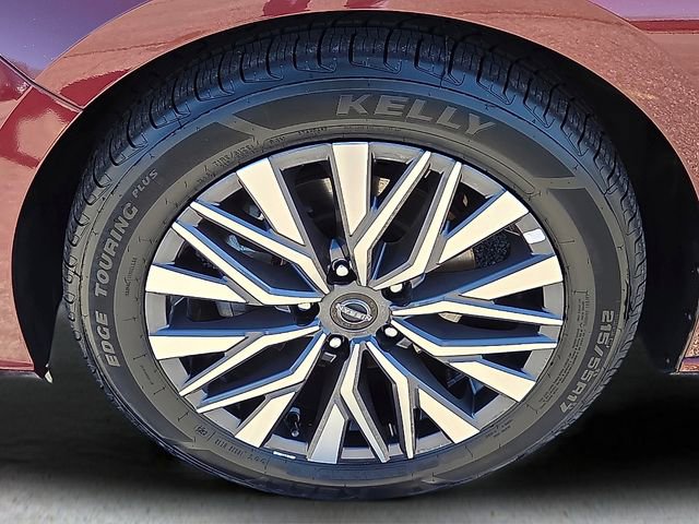 Used 2025 Nissan Altima 2.5 SV image 9