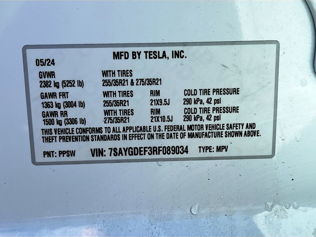 Used 2024 Tesla Model Y Performance image 30