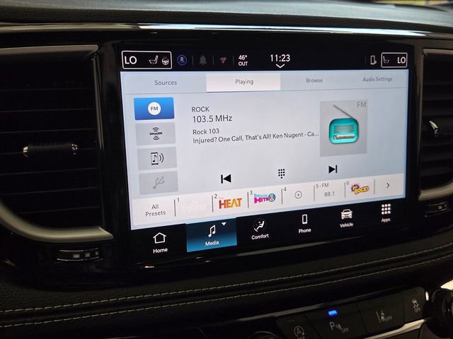 New 2026 Chrysler Pacifica Select image 20