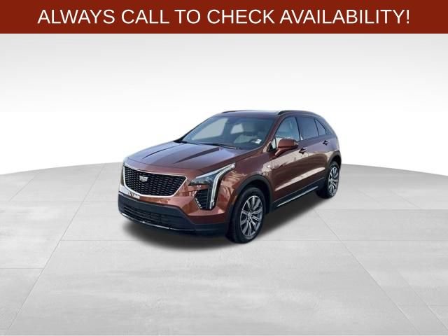 Used 2019 Cadillac XT4 Sport w/ Cold Weather Package AWD/4WD image 3