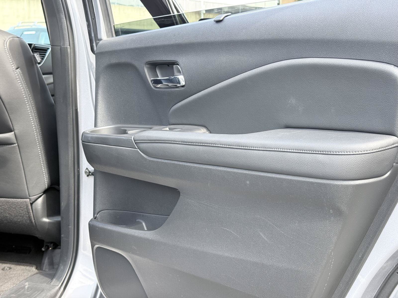 Used 2021 Honda Passport EX-L image 27
