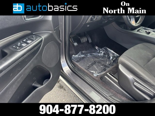 Used 2017 Dodge Durango SXT w/ 3rd Row Seating Group image 24