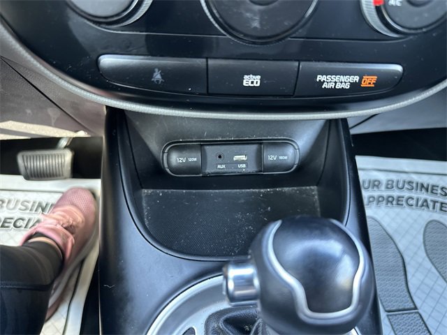Used 2016 Kia Soul image 35