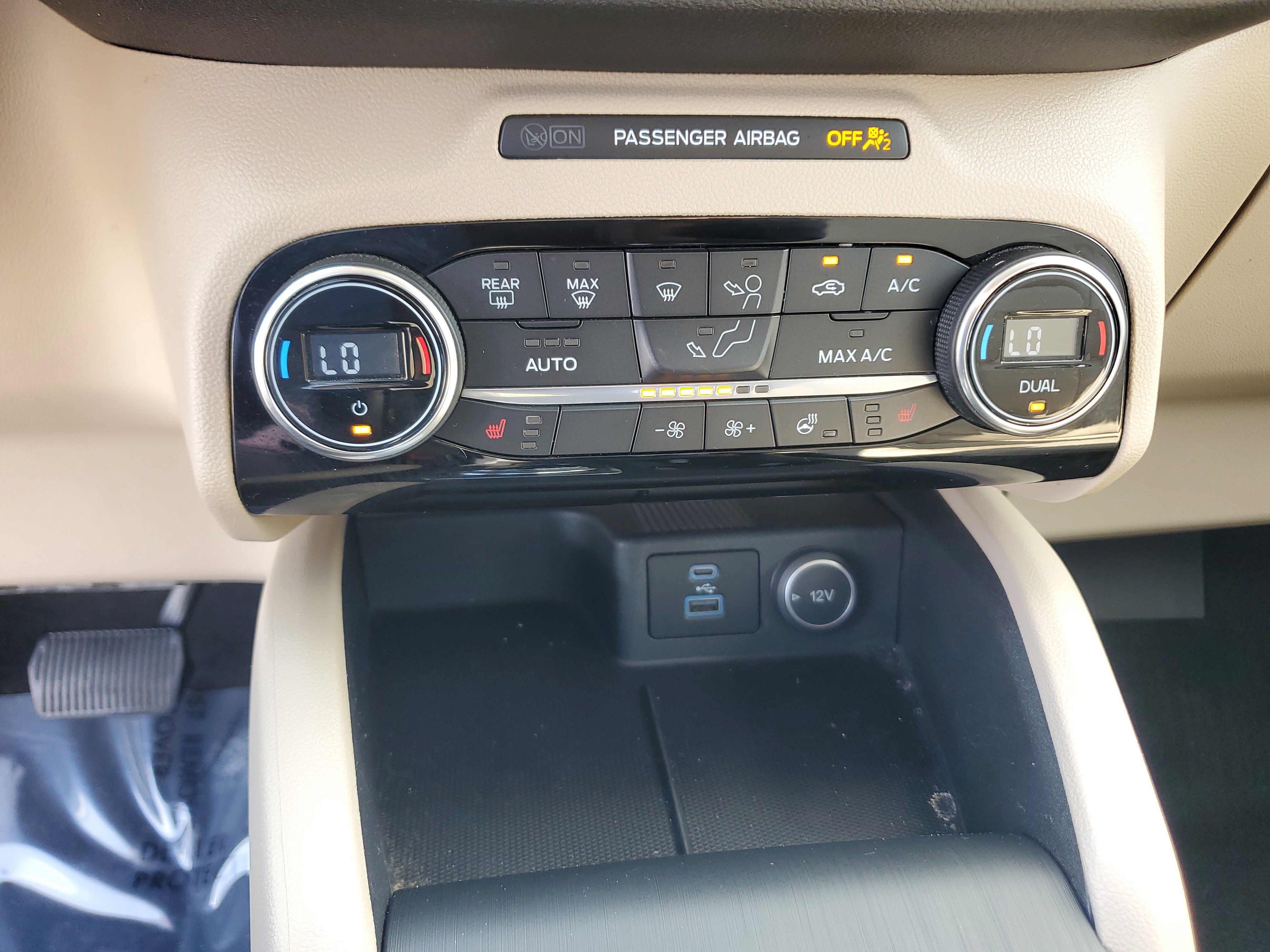 Used 2021 Ford Escape SEL image 26