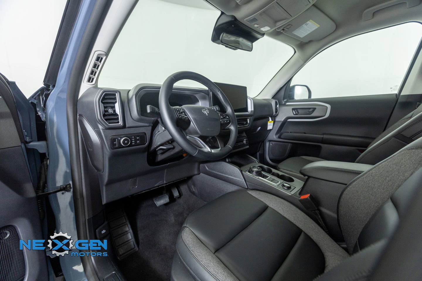 Used 2025 Ford Bronco Sport Big Bend w/ Convenience Package image 10