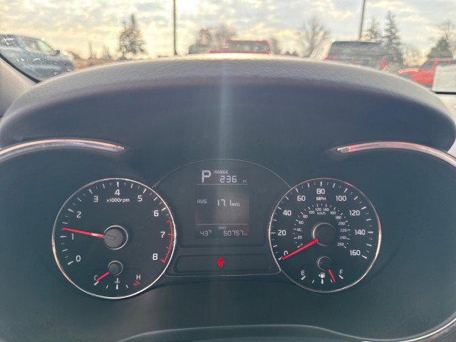 Used 2017 Kia Forte LX image 7