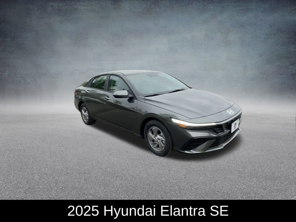 Used 2025 Hyundai Elantra SE video 3
