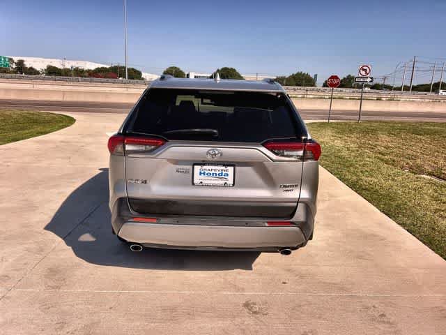 Used 2020 Toyota RAV4 Limited AWD/4WD image 6