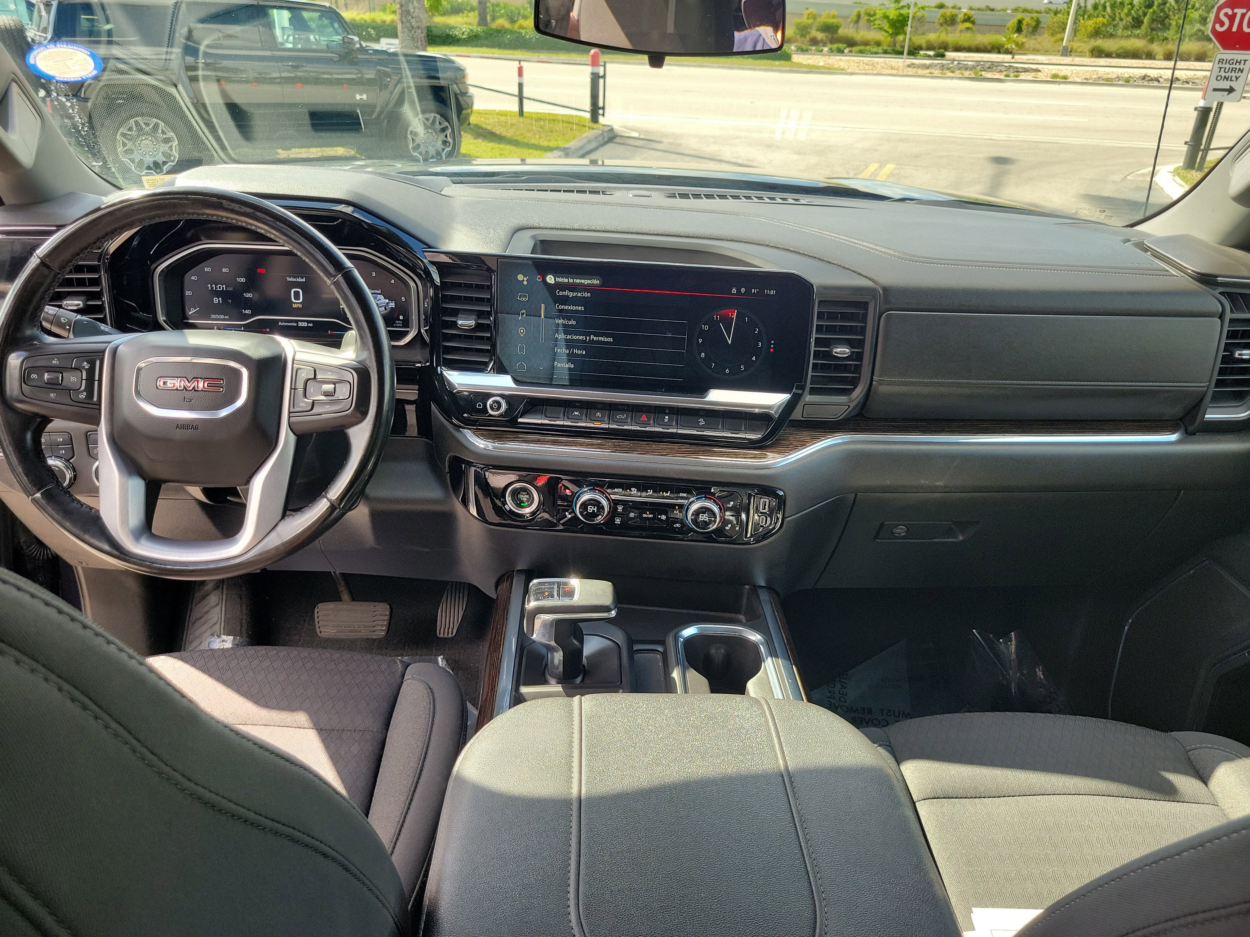 Used 2023 GMC Sierra 1500 Elevation image 17