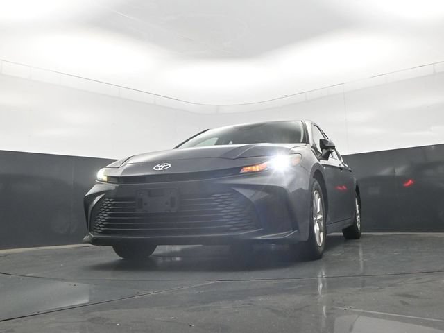 Used 2025 Toyota Camry LE FWD image 26