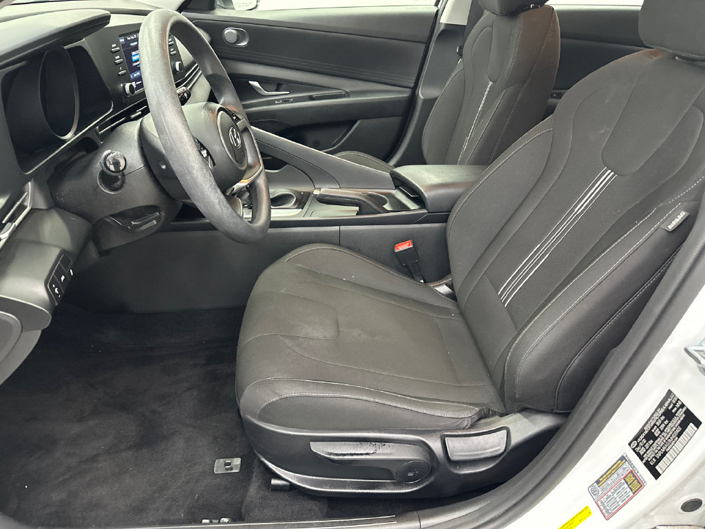 Used 2021 Hyundai Elantra SEL FWD image 7