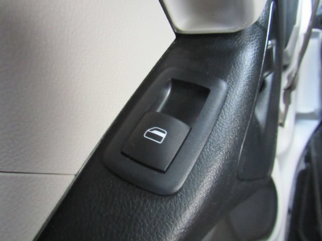 Used 2024 Chrysler Pacifica Touring-L FWD image 31