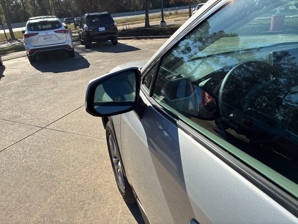 New 2025 Toyota RAV4 XLE image 14