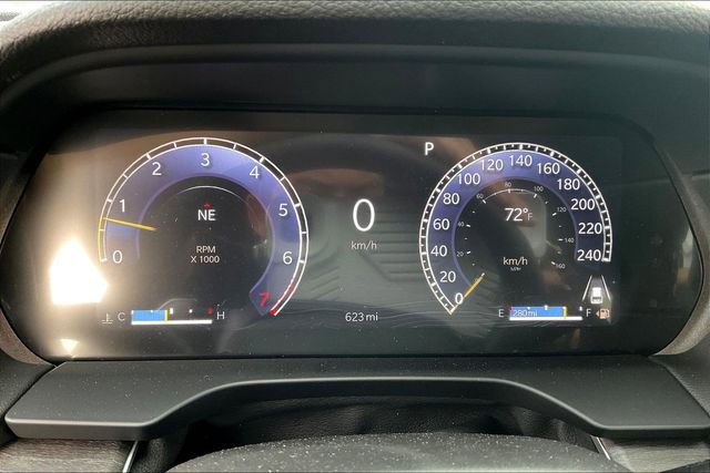 Used 2025 Jeep Grand Cherokee L Limited w/ Luxury Tech Group II image 10