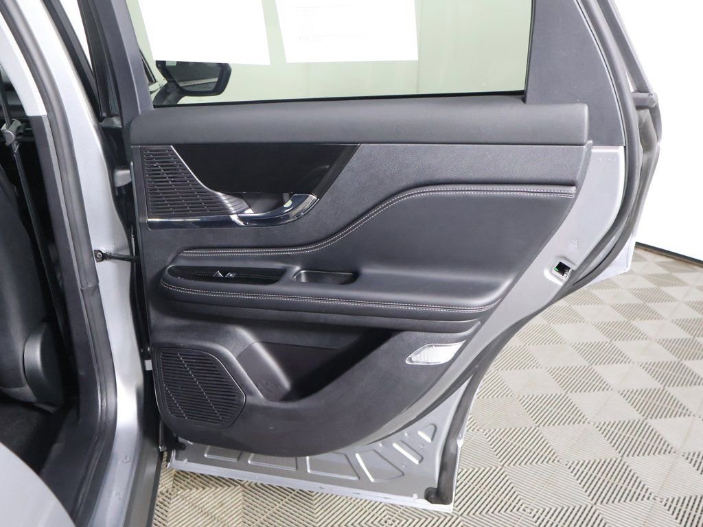 Used 2022 Lincoln Corsair AWD w/ Equipment Group 101A image 26