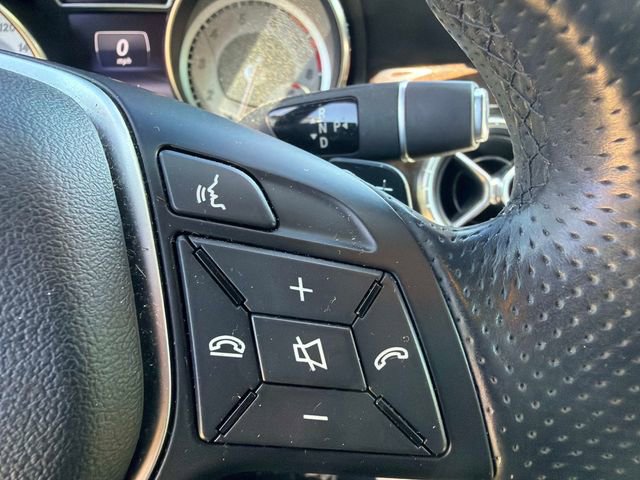 Used 2014 Mercedes-Benz CLA 250 image 23