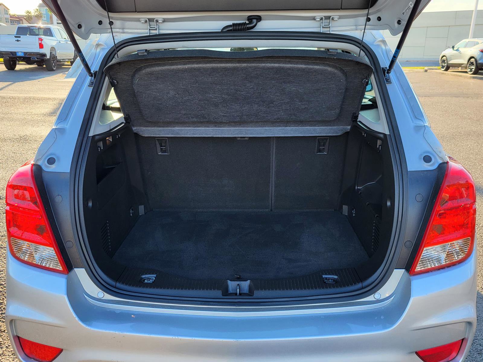 Used 2018 Chevrolet Trax LS image 12