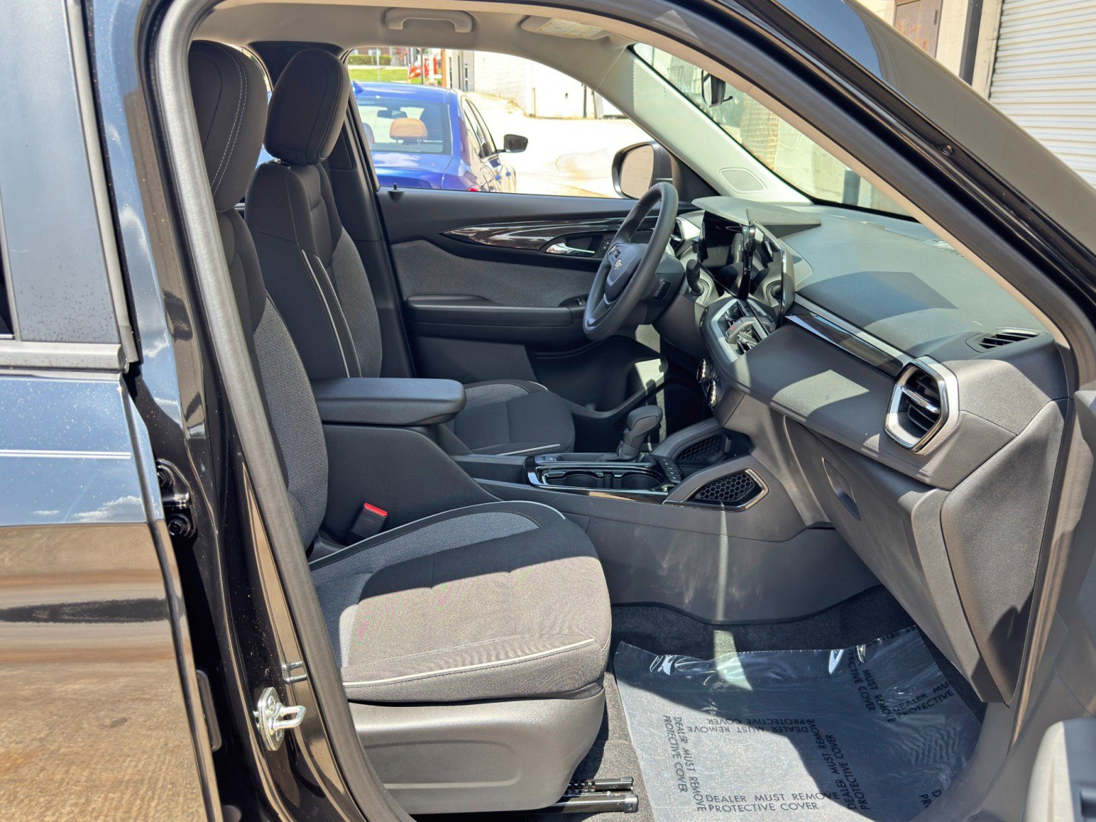 Used 2026 Chevrolet TrailBlazer LS FWD image 14
