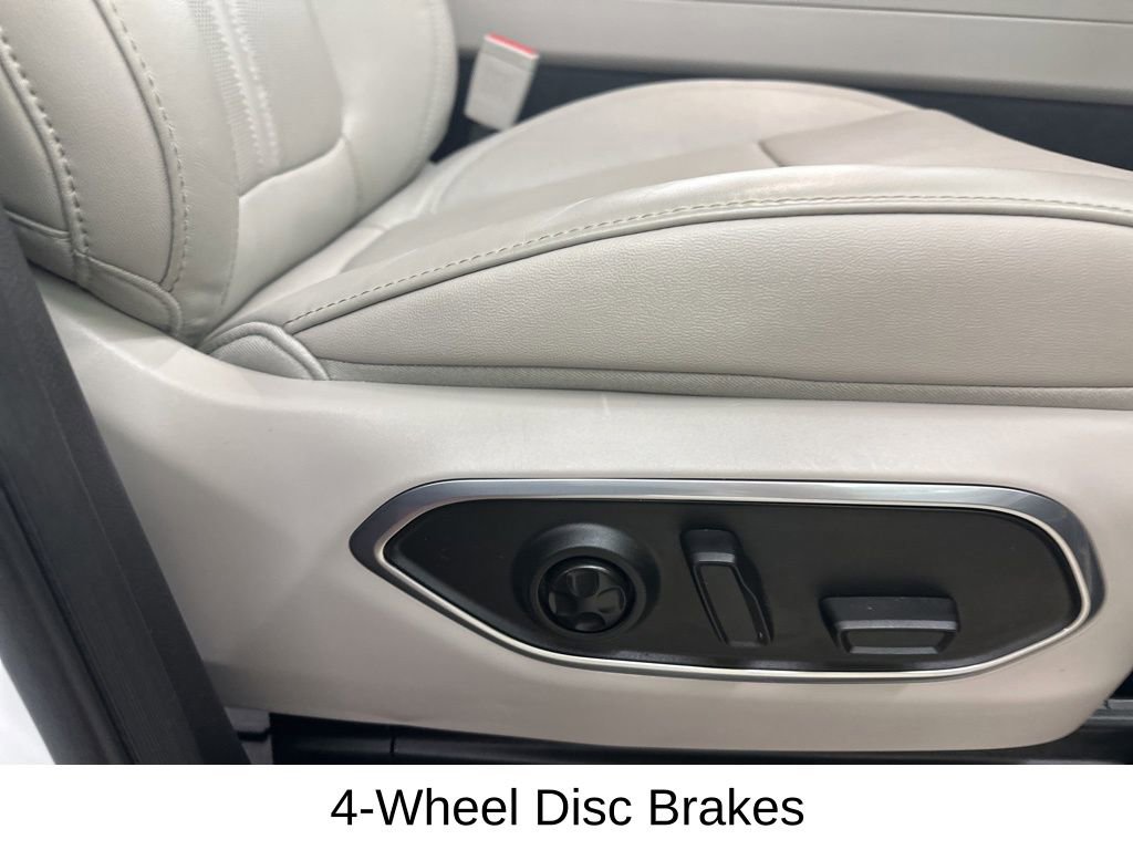 Used 2024 Jeep Wagoneer L 4WD image 21