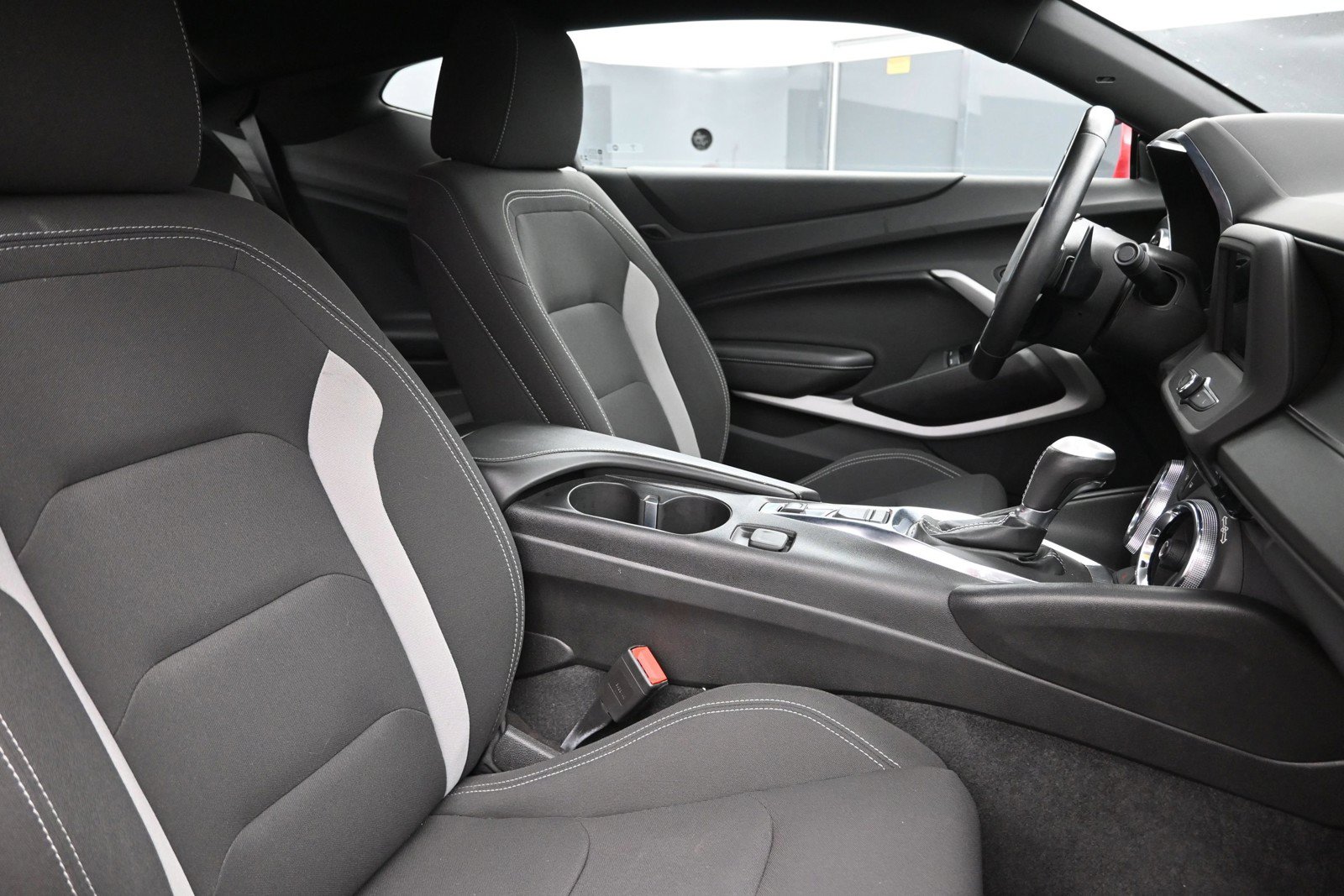 Used 2021 Chevrolet Camaro LS RWD image 22