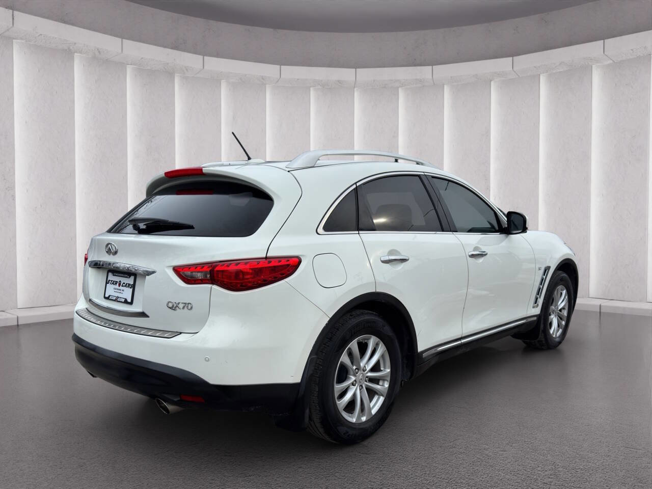 Used 2016 INFINITI QX70 Base AWD 4dr SUV w/ Premium Package image 5