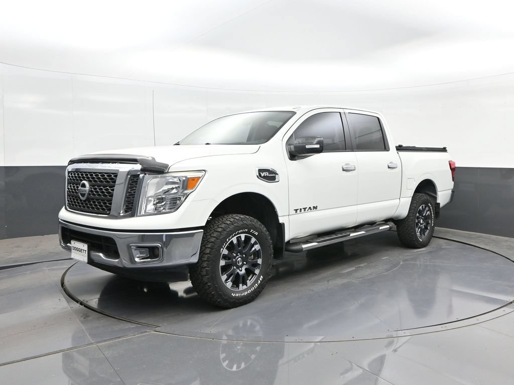 Used 2017 Nissan Titan SV RWD image 1