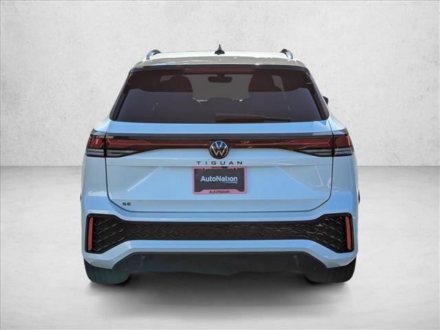 New 2026 Volkswagen Tiguan SE R-Line FWD image 6