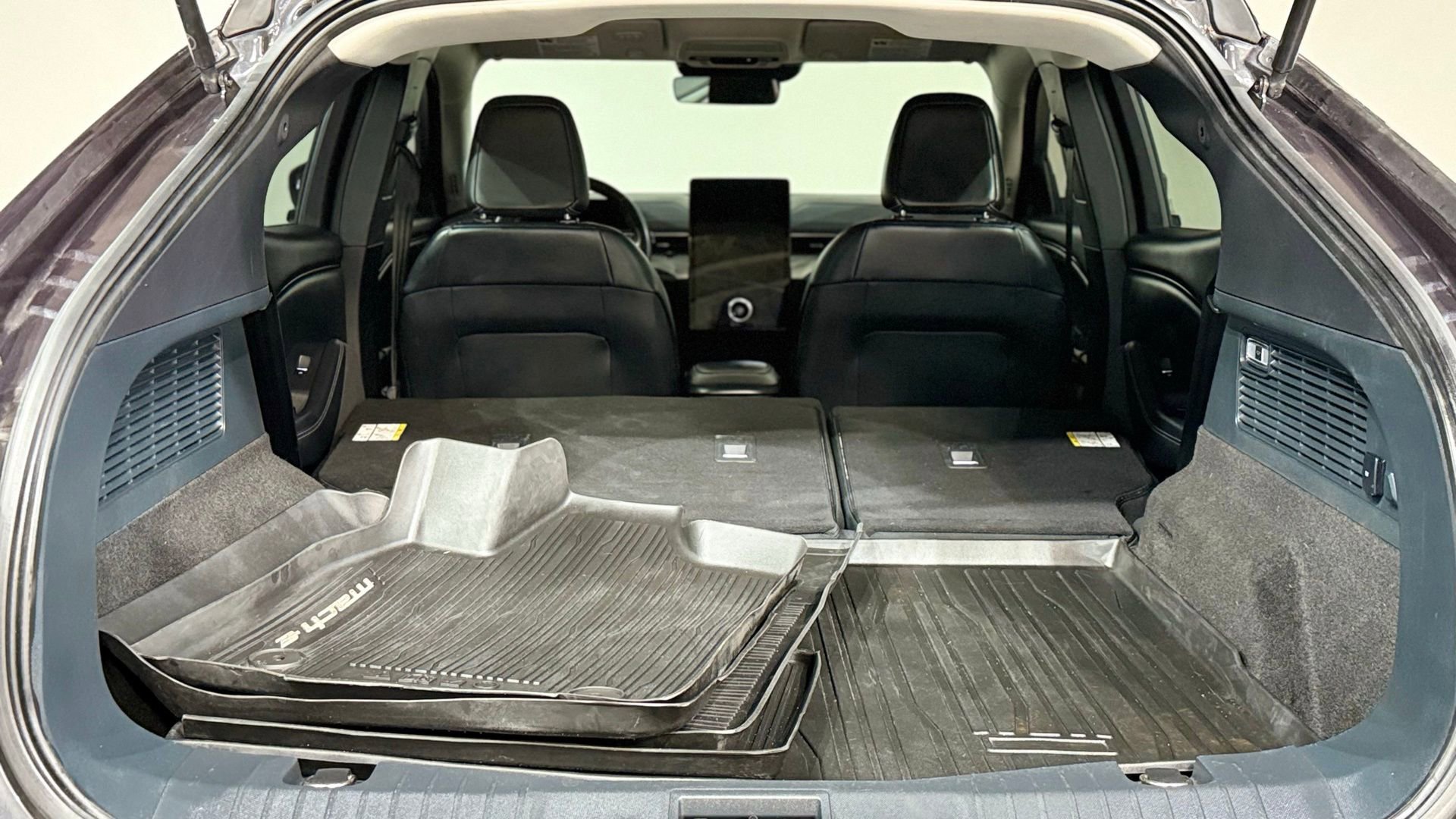 Used 2022 Ford Mustang Mach-E Select image 37