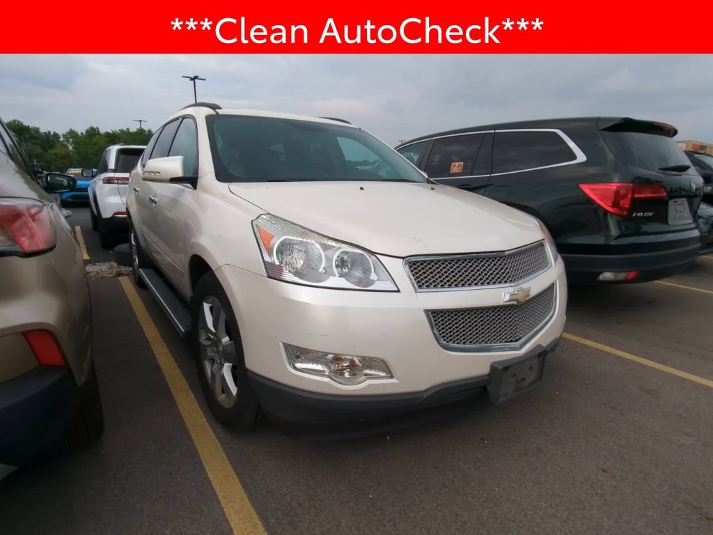 Used 2011 Chevrolet Traverse LTZ AWD/4WD image 3