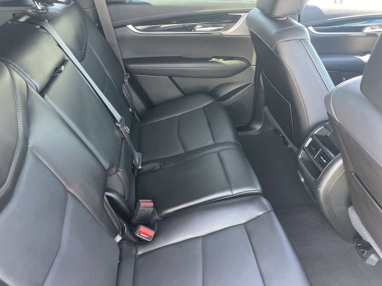 Used 2025 Cadillac XT5 Premium Luxury image 12