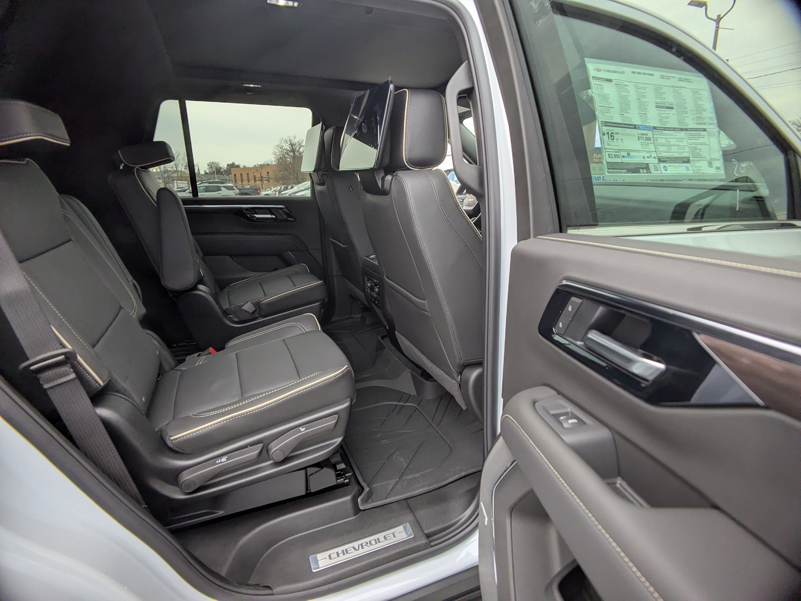 New 2026 Chevrolet Tahoe Premier AWD/4WD image 11