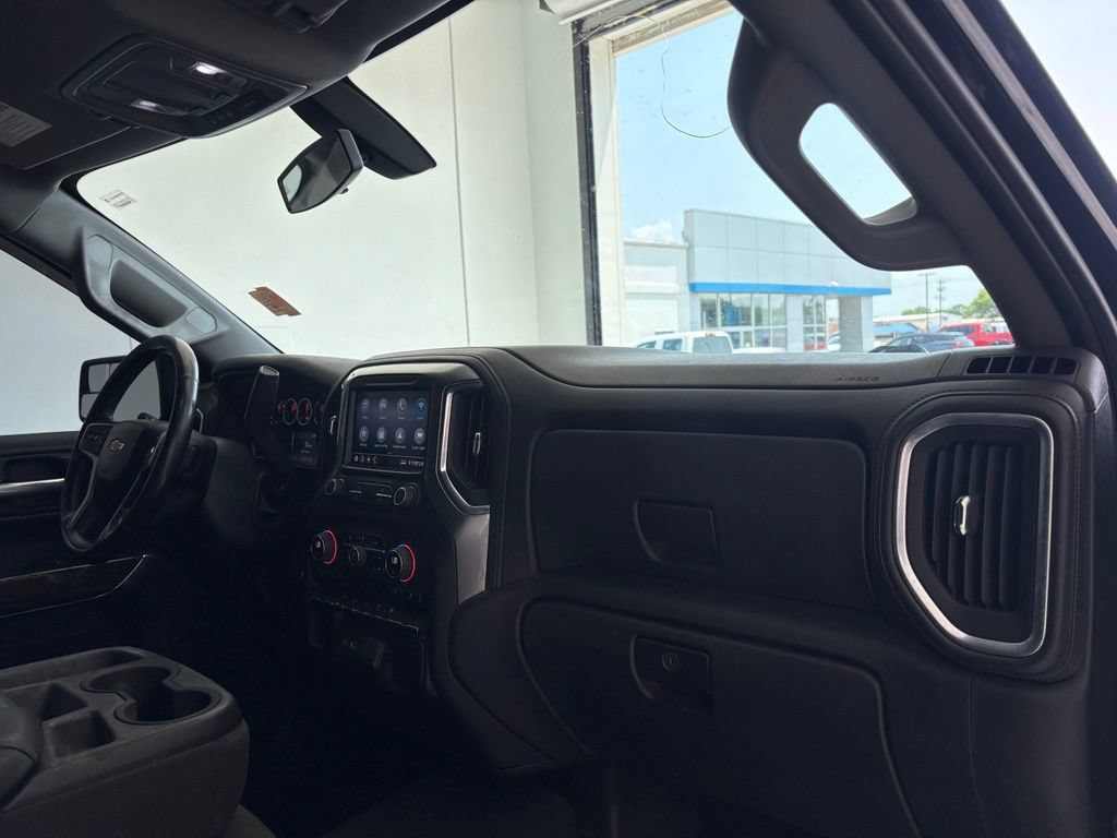 Used 2021 Chevrolet Silverado 1500 LT AWD/4WD image 34