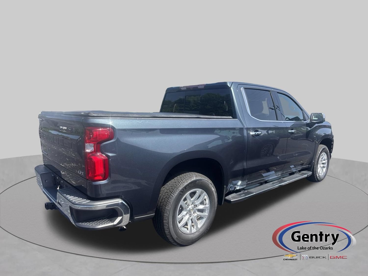 Used 2020 Chevrolet Silverado 1500 LTZ w/ LTZ Plus Package RWD image 4