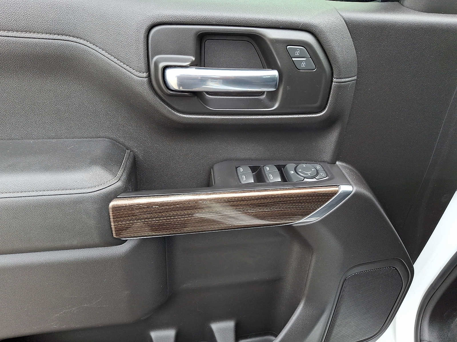 Used 2019 Chevrolet Silverado 1500 RST w/ All-Star Edition AWD/4WD image 13