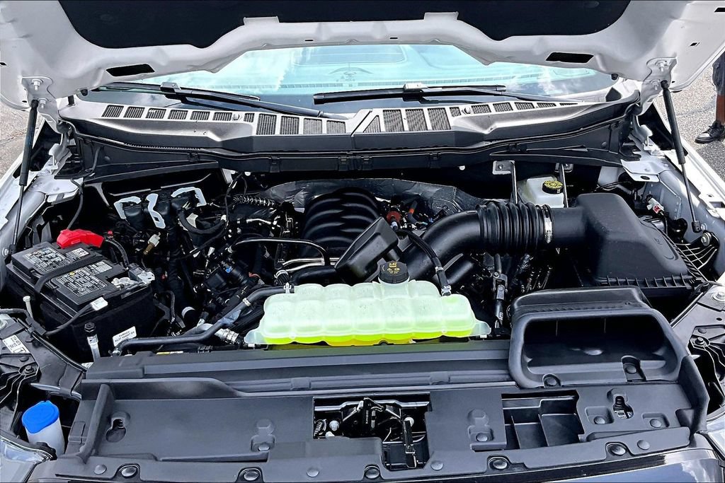 New 2026 Ford F150 Lariat w/ Equipment Group 502A High AWD/4WD image 11