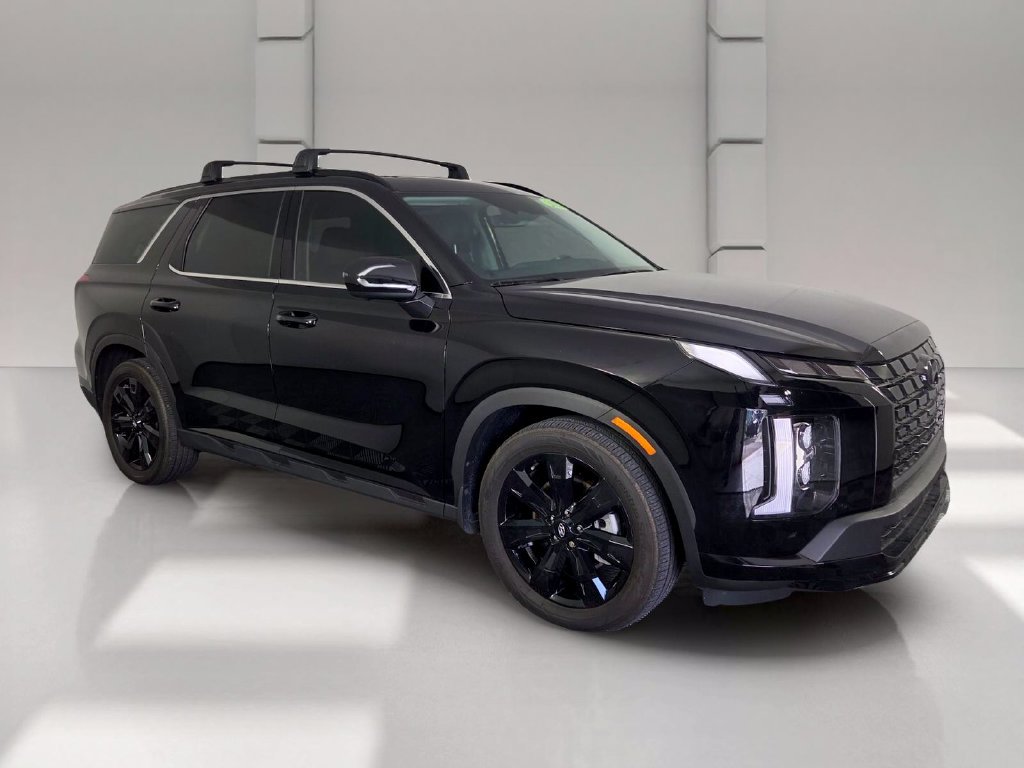 Used 2025 Hyundai Palisade XRT FWD image 2
