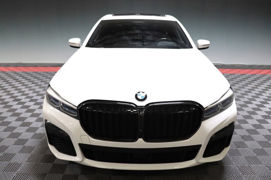 Used 2020 BMW 750i xDrive w/ Executive Package AWD/4WD image 13