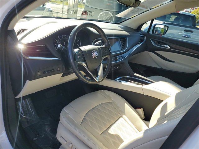 Used 2023 Buick Enclave Avenir w/ Avenir Technology Package image 15