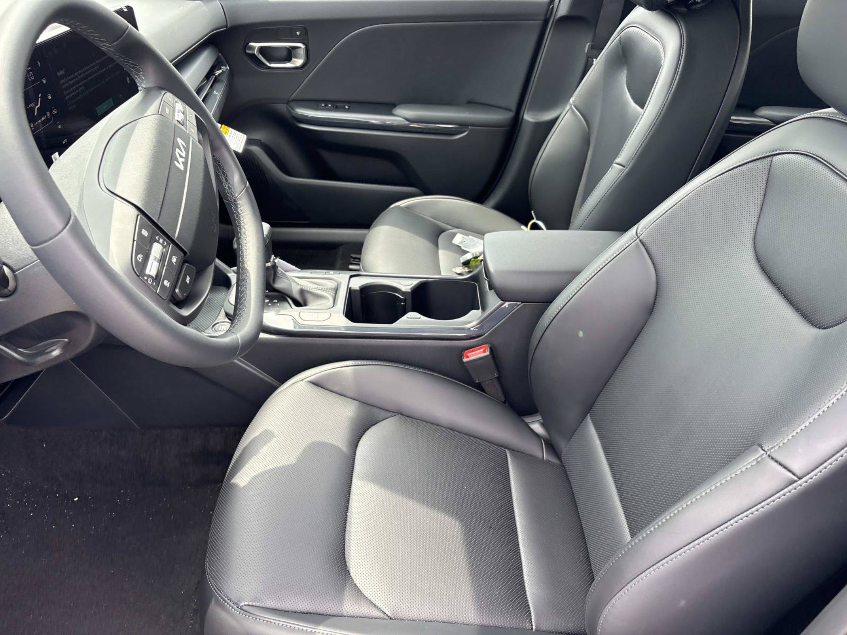 New 2026 Kia K4 EX FWD image 21