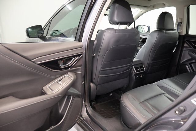 Certified 2025 Subaru Outback Touring XT AWD/4WD image 34
