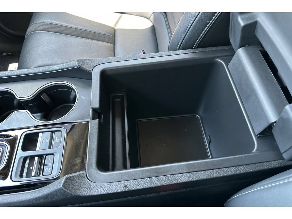 Certified 2025 Honda Pilot Touring image 34