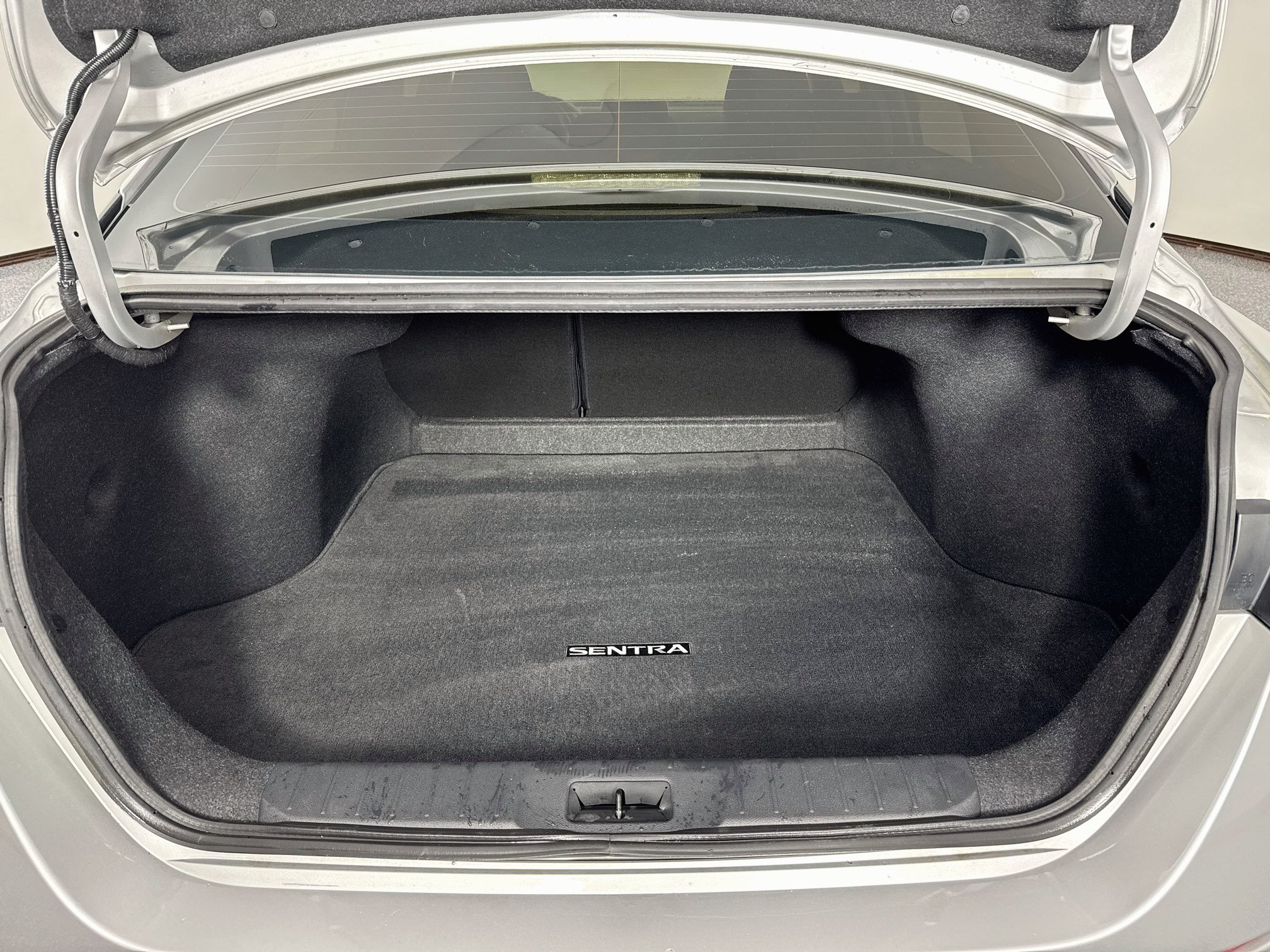Used 2020 Nissan Sentra SV w/ Lighting Package FWD image 23