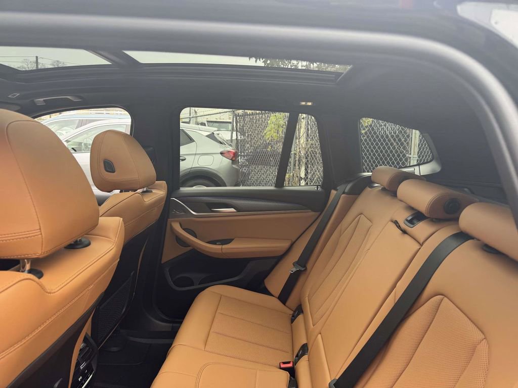 Used 2024 BMW X3 xDrive30i w/ Premium Package image 13