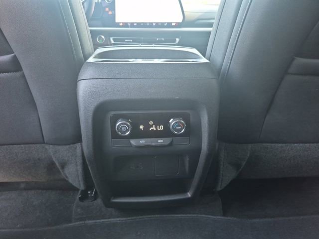 Certified 2026 Chevrolet Traverse LT AWD/4WD image 29