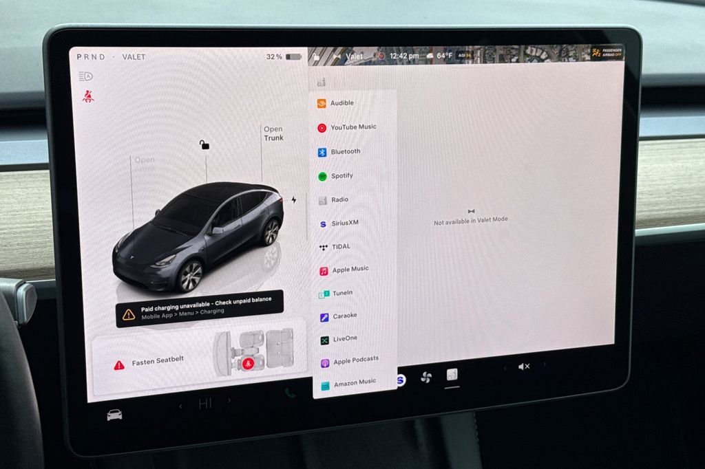 Used 2023 Tesla Model Y Long Range image 16