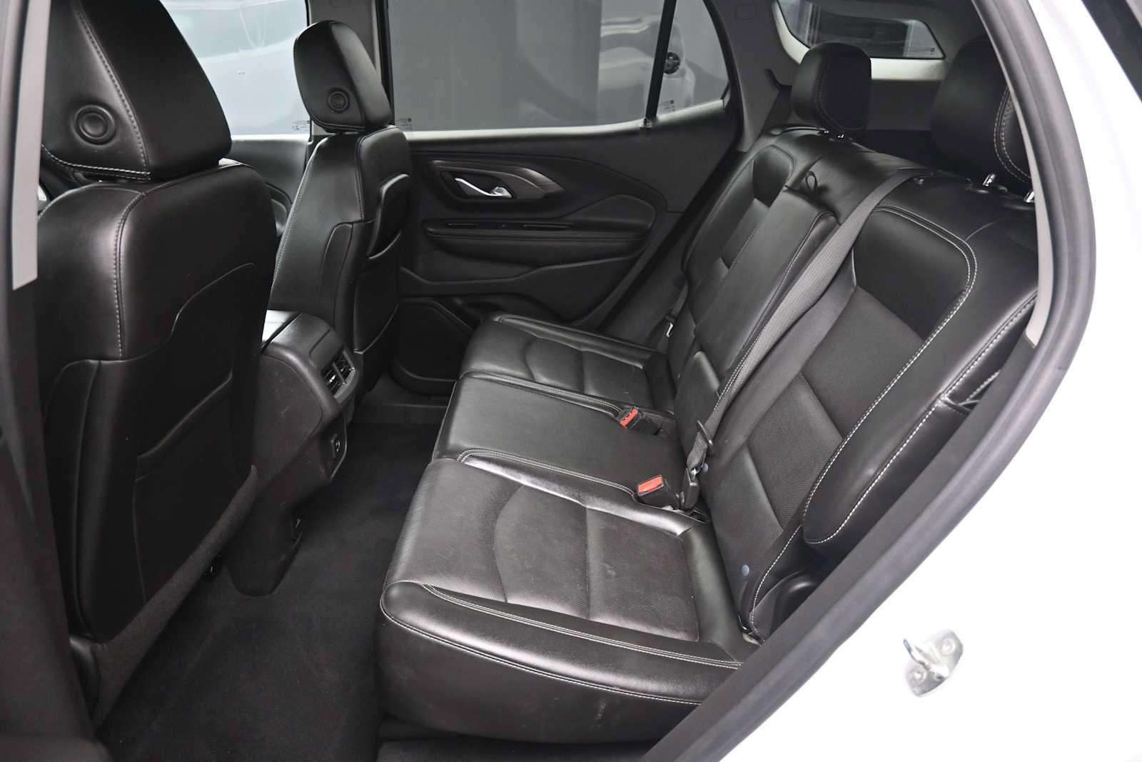 Used 2022 GMC Terrain SLT w/ Infotainment Package II AWD/4WD image 20