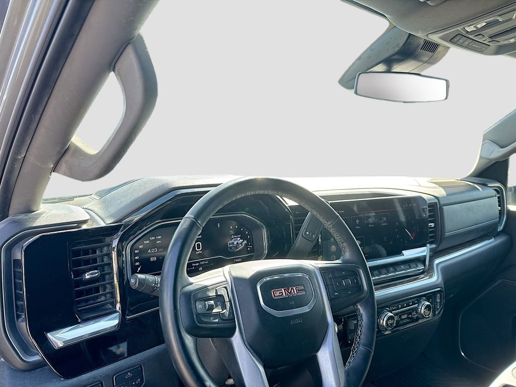 Used 2025 GMC Sierra 2500 SLE w/ SLE Value Package; image 10